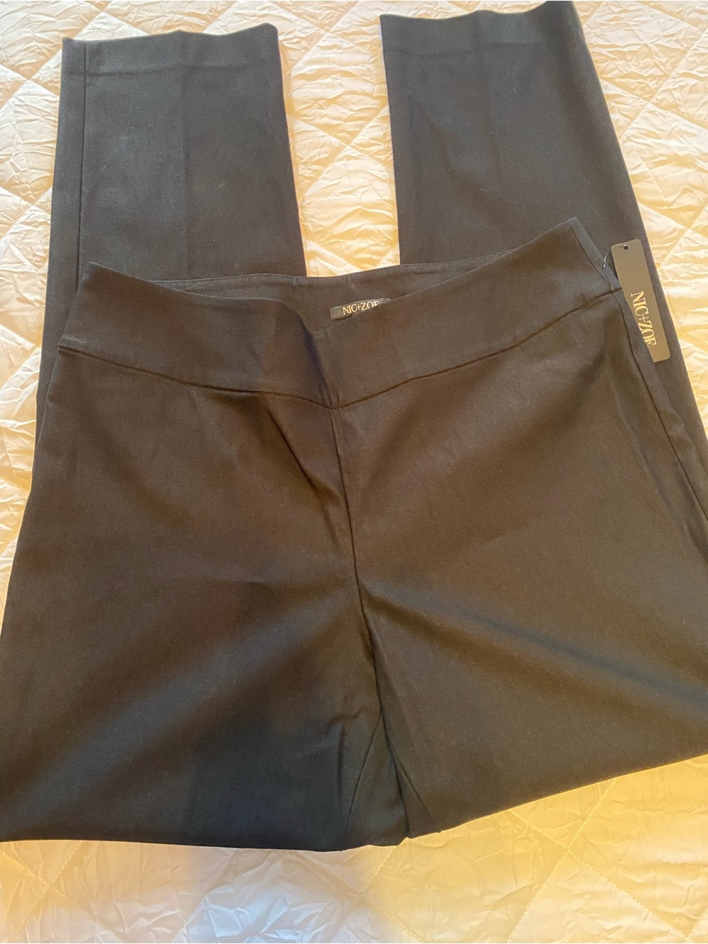 NIC AND ZOE BLACK PANTS (Straight Leg)